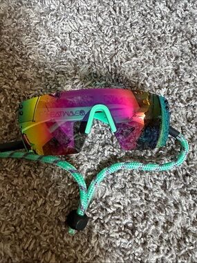 Kids Mirrored Heatwave glasses  - Teal Pink Lens